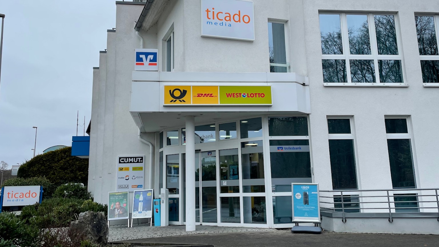 Originalfoto des CUMUT-Geschäftseingangs an der Wertherstraße 426 in Dornberg